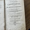 Nouveau recueil de cantiques, a l'usage du diocese de Quebec, avec tous les airs notés en musique dans le meilleur gout moderne. On y a ajouté une courte méthode pour apprendre à les mettre en plein chant